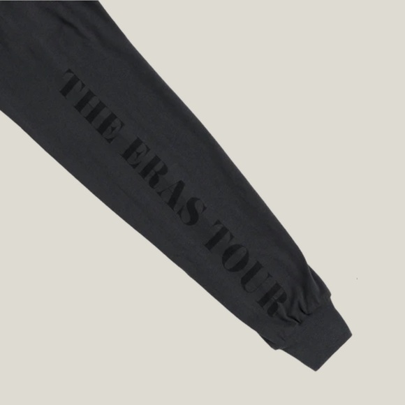 NWT TAYLOR SWIFT | THE ERAS TOUR BLACK LONG SLEEVE T-SHIRT VARIOUS SIZES - Picture 4 of 4